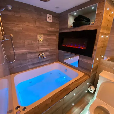 Serenity Bradford (West Yorkshire)