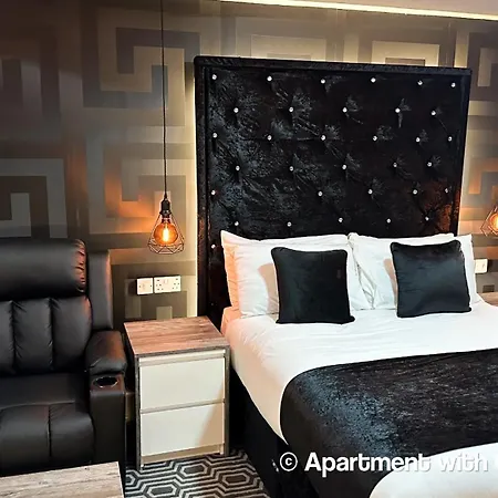 Serenity * Bradford (West Yorkshire)